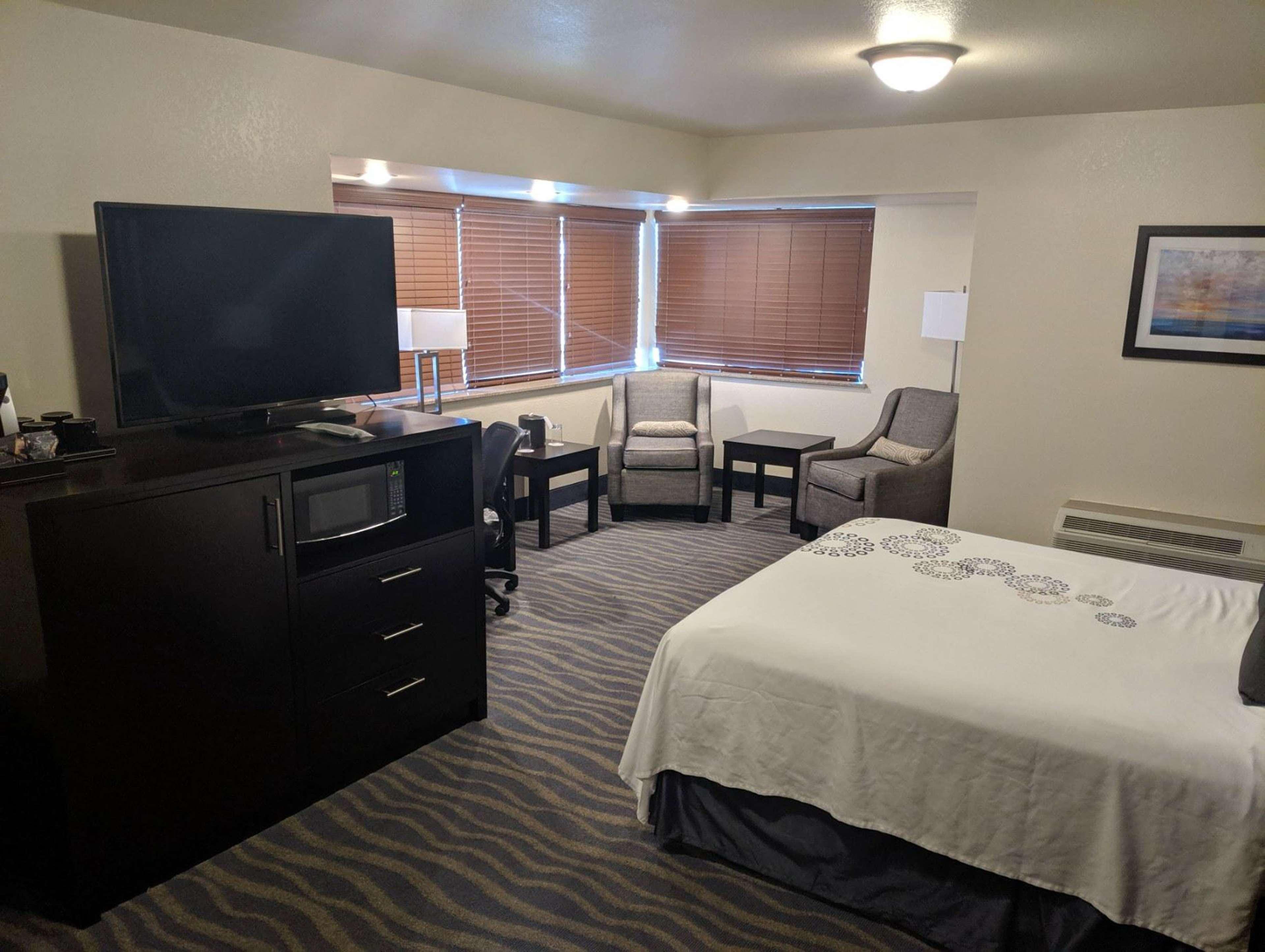 Best Western Plus Edmonds Harbor Inn Eksteriør bilde