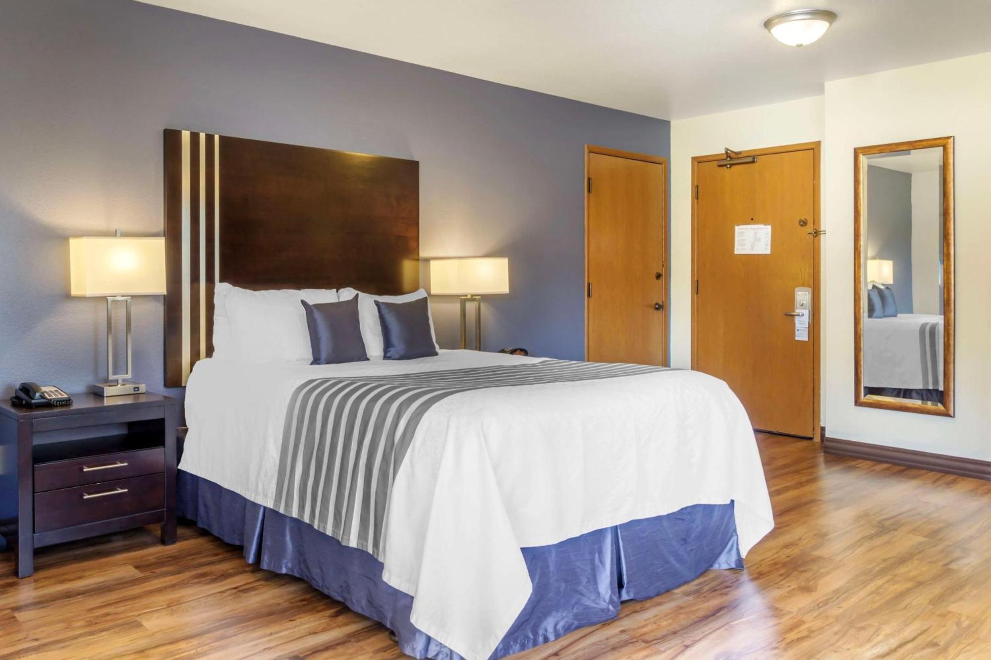 Best Western Plus Edmonds Harbor Inn Eksteriør bilde