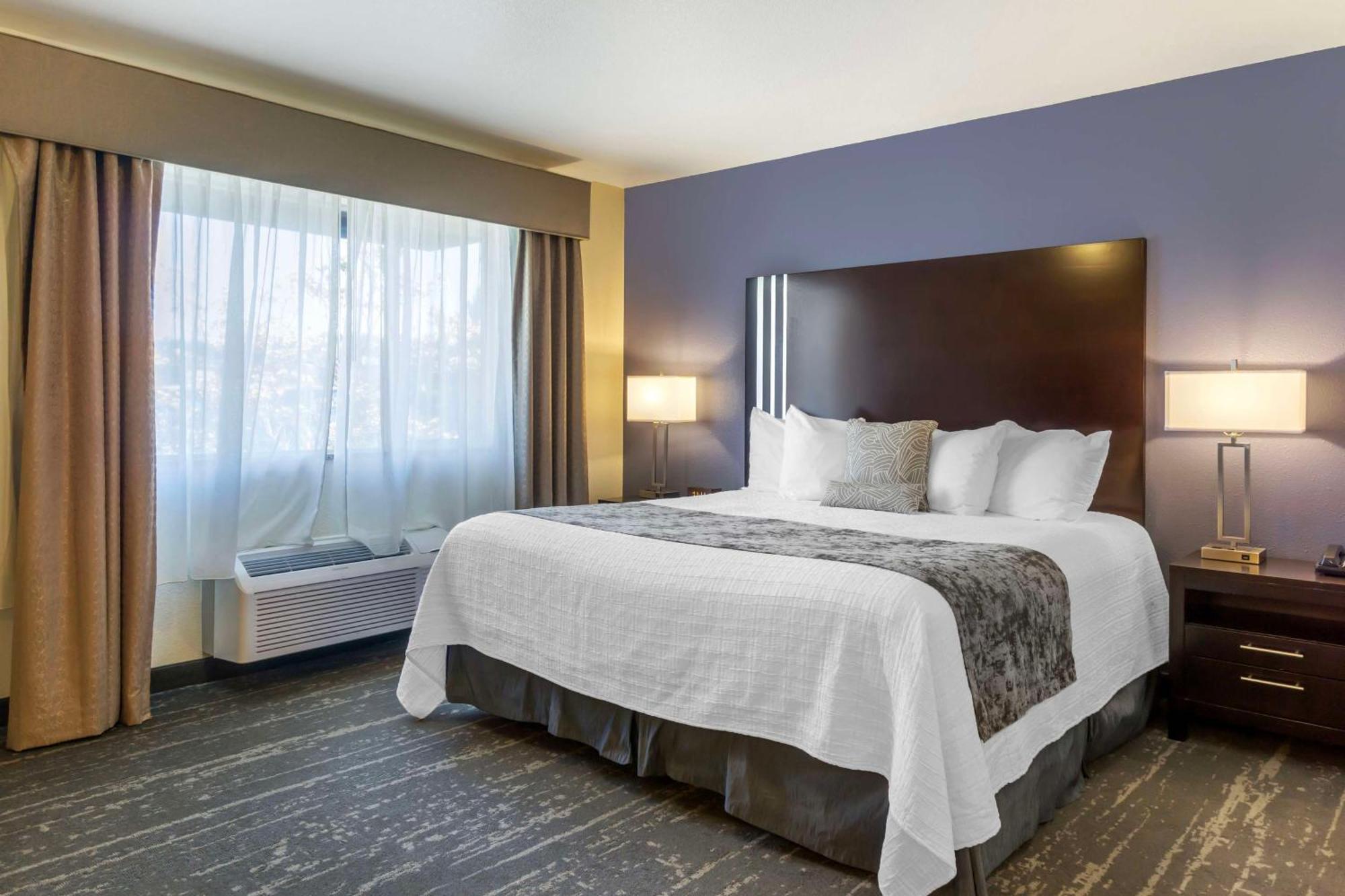 Best Western Plus Edmonds Harbor Inn Eksteriør bilde